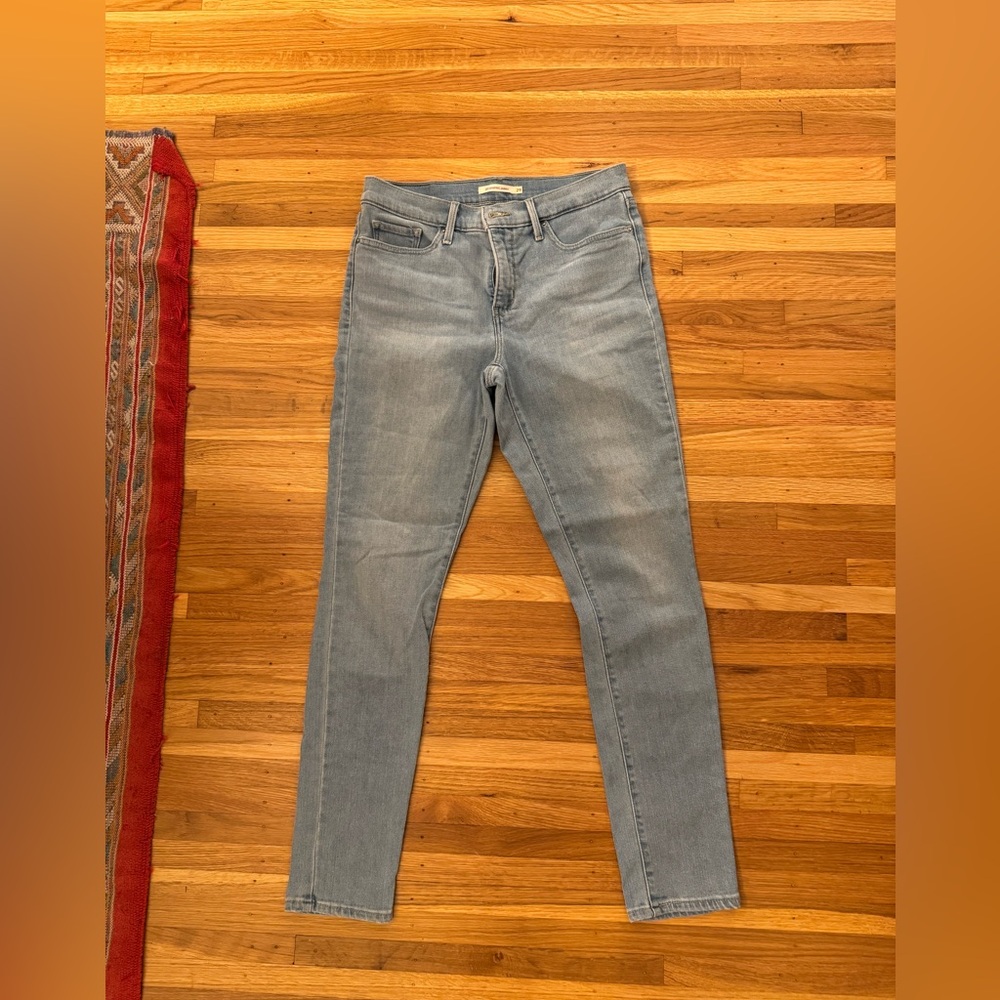 Levi’s 311 Shaping Skinny Jeans in Light Wash
